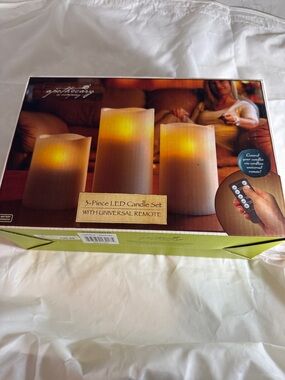 Kohl's Lime Green and White Retail Box with Barcode